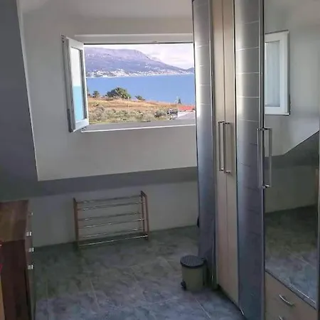 Sea View With Swimming Pool Near Lejlighed Split